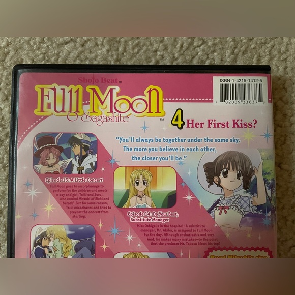 Full Moon 4 her first kiss? - Picture 3 of 8